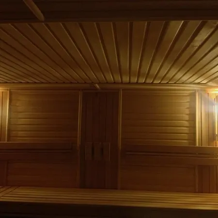 מלון Arthotel Mini-hotel 3*