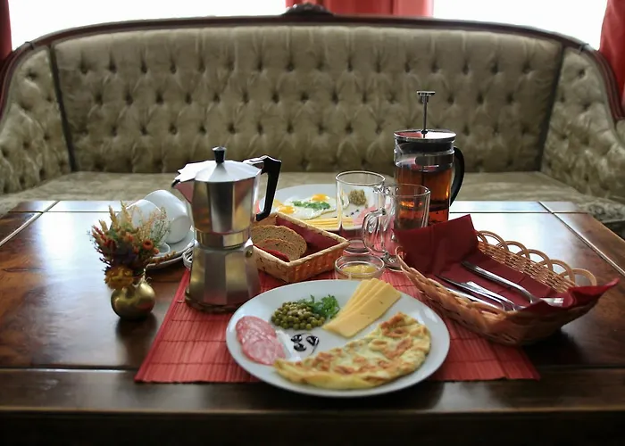 Arthotel Mini-hotel Otel 3*